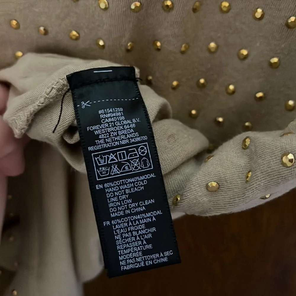 Forever 21 Top - Picture 5 of 5